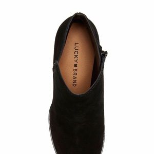 lucky yimmie booties